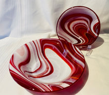 Load image into Gallery viewer, Red and White swirl
