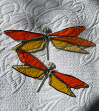 Load image into Gallery viewer, Dragonflies sun catchers
